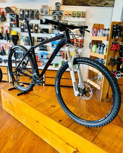 Bicicleta Niner Alloy EMD - Tam 19 - Seminova