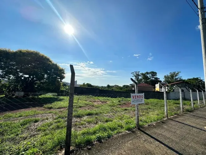 Vendo dois terreno com  ótima localização 