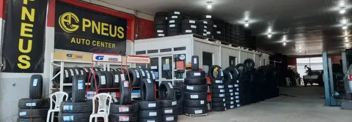Tenho pneu novos e semi novos. 215/55/17 AG