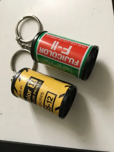 2 chaveiros filmes fotográficos