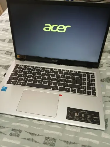Vendo notebook acer
