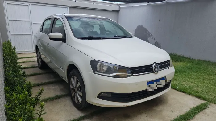 Volkswagen Voyage iMoti9n Trend 1.6 - 2014
