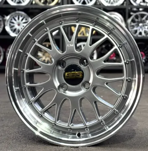 Rodas BBS LM aro 15 furação 4x100