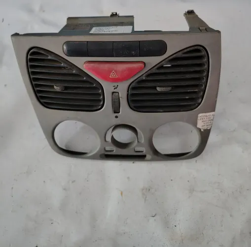 Moldura Central difusor ar Fiat Palio Siena Strada original