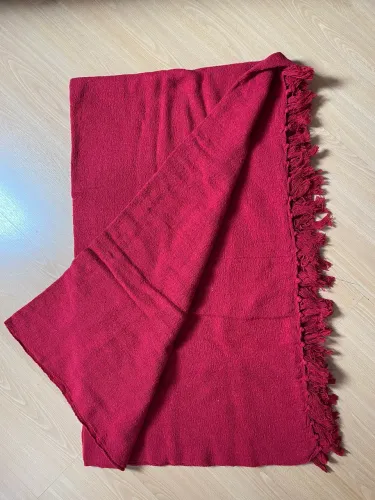Manta Vermelha com franjas - Decorativa (sofá, cama e afins)