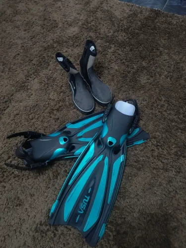 Kit de mergulho - Nadadeiras TUSA Solla + Botinhas neoprene