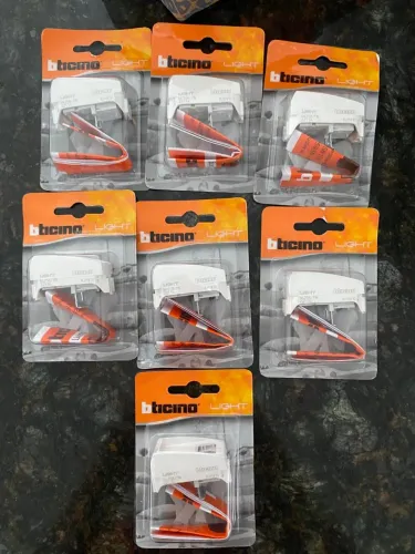 Conector RJ11 4 fios BTicino