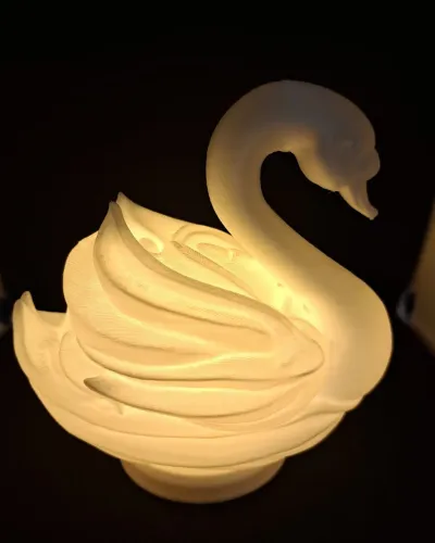 Castiçal Cisne 3D - Iluminação Decorativa Elegante