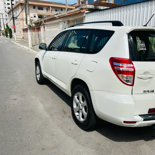 Toyota RAV4 2.4 4X2 16V 170cv Aut. 2011