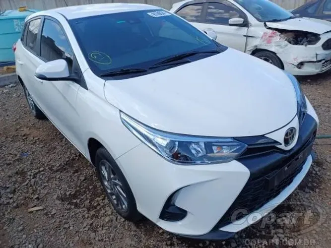 SUCATA TOYOTA YARIS 2024