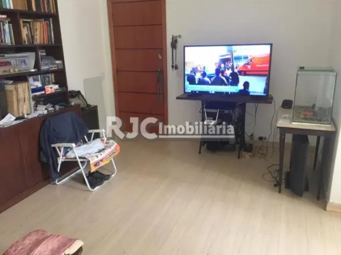 Oportunidade. Apartamento de 69 metros quadrados no bairro Tijuca com 1 quarto