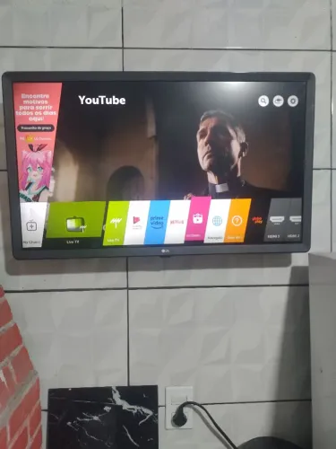 Smart TV LG 32 polegadas top de linha com Wi-Fi 750,00