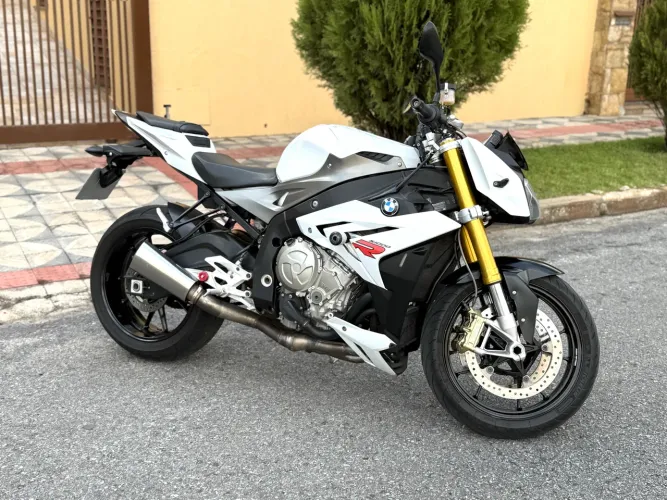 BMW S1000R 2015