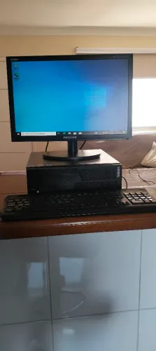 Desktop ThinkCentre Lenovo Core i3 8 GB ram e HD 320GB