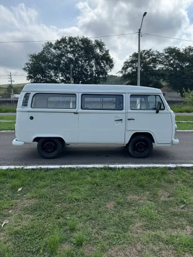 Volkswagen Kombi Lotação 1.4 MI Total Flex 8V 2008