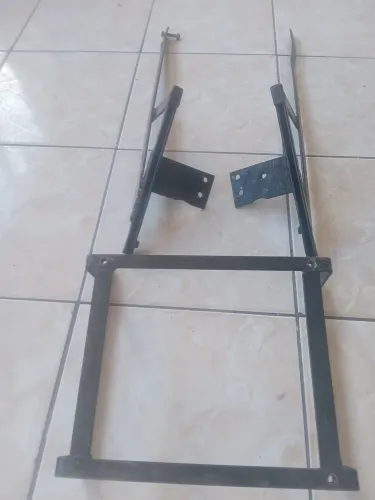 Suporte pra colocar baú da MOTTU 300.00 <br>300.00