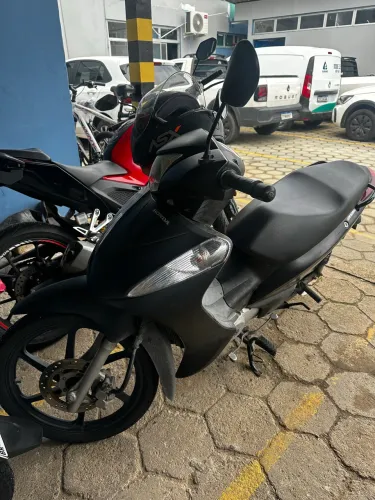 Moto Honda Biz 125