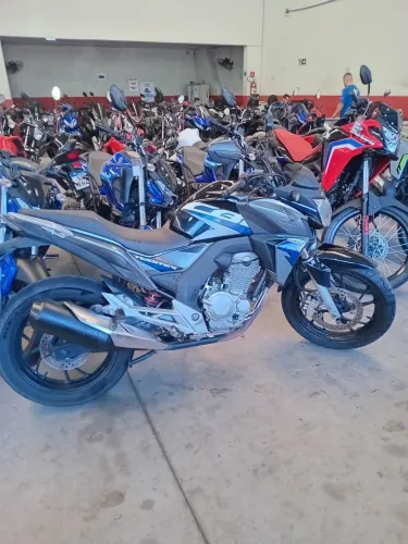 Honda CB TWISTER 250cc 2019 Vitória motors