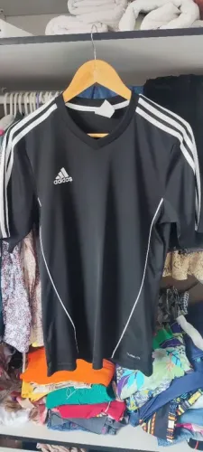 Camiseta Adidas Preta - Tamanho