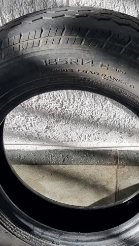 Vendo pneus usados