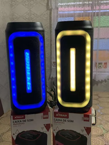Caixa de Som Bluetooth 50W com RGB - Xtrad - CS-30