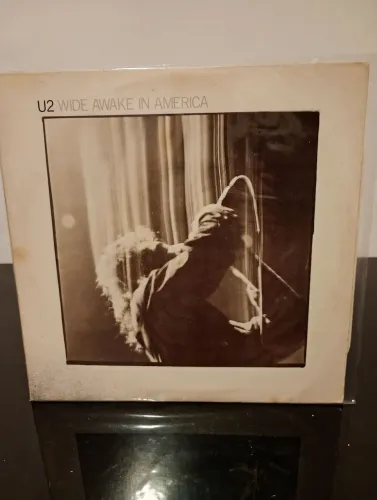 U2 Wide Awake in America LP