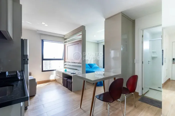 Studio Mobiliado para locação do lado do metrô Campo Belo de 38m² e 1 dorm, e vaga