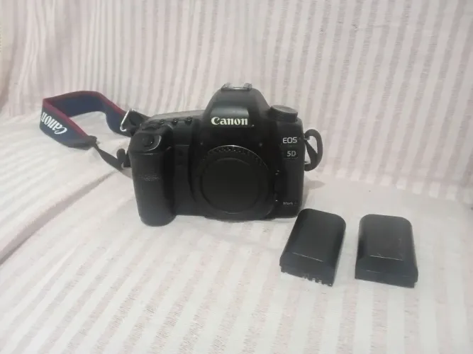 Canon 5D Mark II Full Frame
