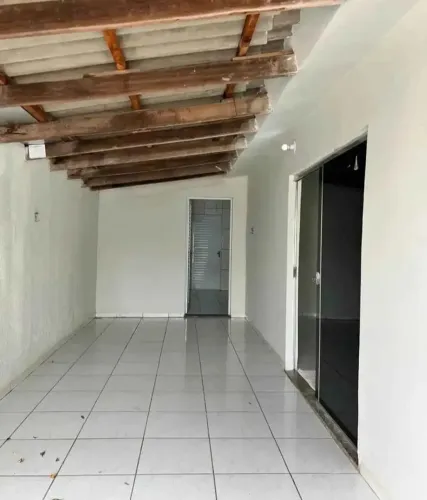 Vende-se  no Novo Gama, travessa da castanheira 