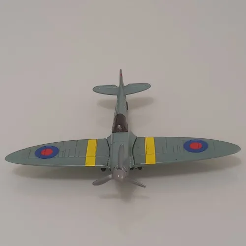 Miniatura Avião Spitfire P9363