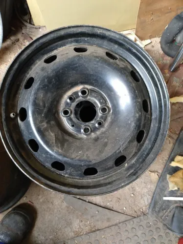 Roda aro 15 Fiat