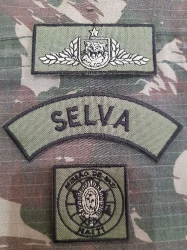 Vendo novos distintivos de baixa visibilidade 