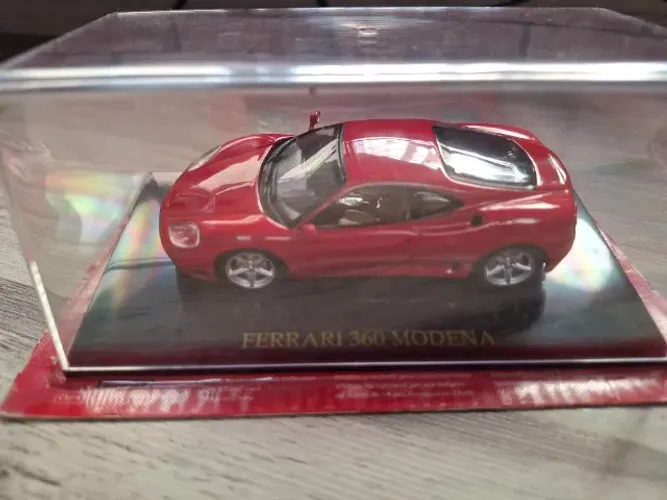 Miniatura Ferrari 360 Modena Escala 1/43 - Ferrari Collection