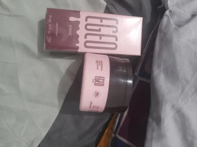 Creme hidratante corporal Egeo Choc O Boticário