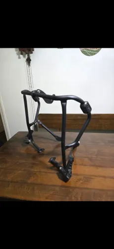 Protetor de carenagem dianteiro XRE Sahara 300 SCAN