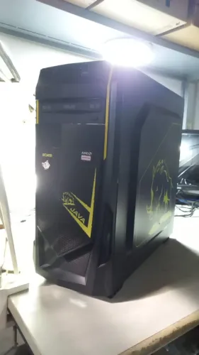 Gabinete Gamer usado