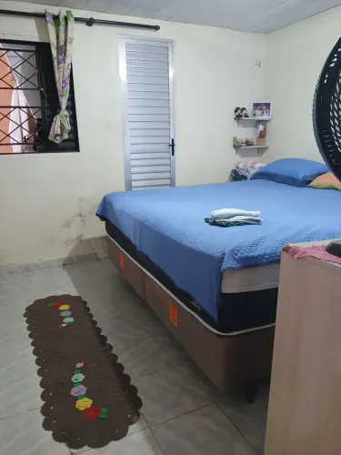 Vende-se está casa conjunto cidadão 10 bairro Tarumã casa com 3 quartos sala cozinha