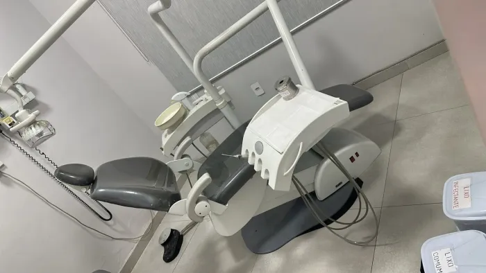 VENDO CADEIRA KAVO FUNCIONANDO TUDO
