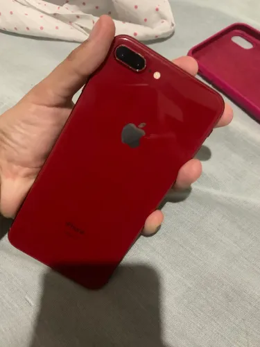 iPhone 8 Plus 