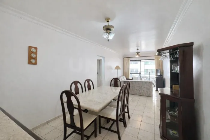 Apartamento para Venda em Guarujá, Pitangueiras, 3 dormitórios, 1 suíte, 3 banheiros, 2 va