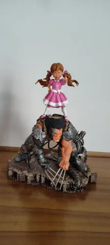 Albert and Elsie Dee Iron Studios