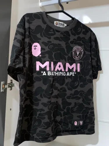 Camisa BAPE x Inter Miami