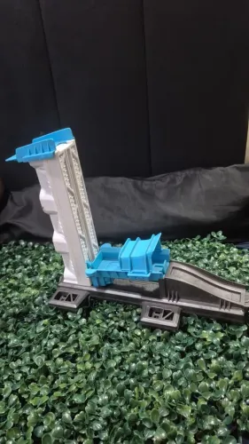 Hot Wheels Track Builder Lift & Launch da Mattel. 