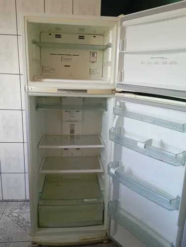 Geladeira frost free 400 l máquina de lavar 12 kg