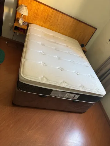 Cama Box Baú Kingstar + Colchão Molas Ensacadas Premium | Casal | Estado Excelente