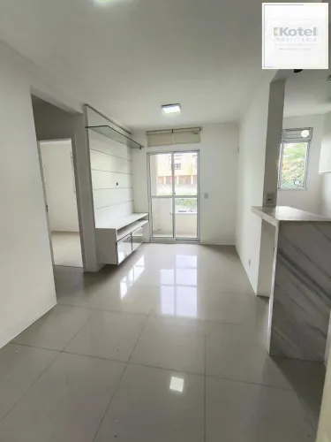 ÓTIMO APARTAMENTO COM SACADA A VENDA, APROVEITE A OPORTUNIDADE!