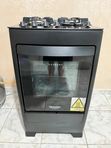 VENDO FOGÃO DE 4 BOCAS MESA DE VIDRO