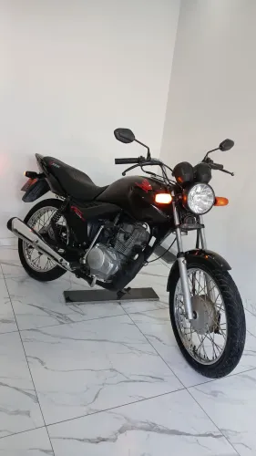 Fan 125 2011 bem novinha !! 67 mil km