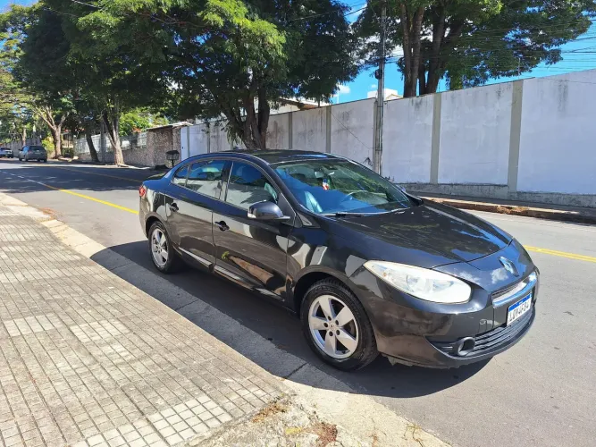 Renault Fluence Sed. Dynamique 2.0 16V Flex Aut. 2014