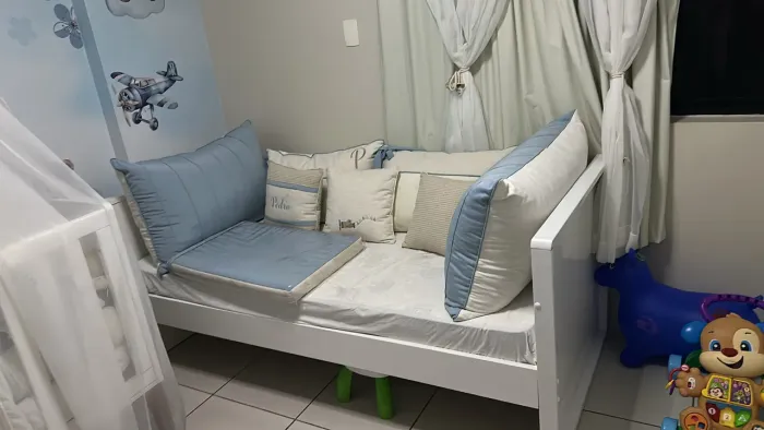Cama de solteiro + colchao ortobom tudo novinho